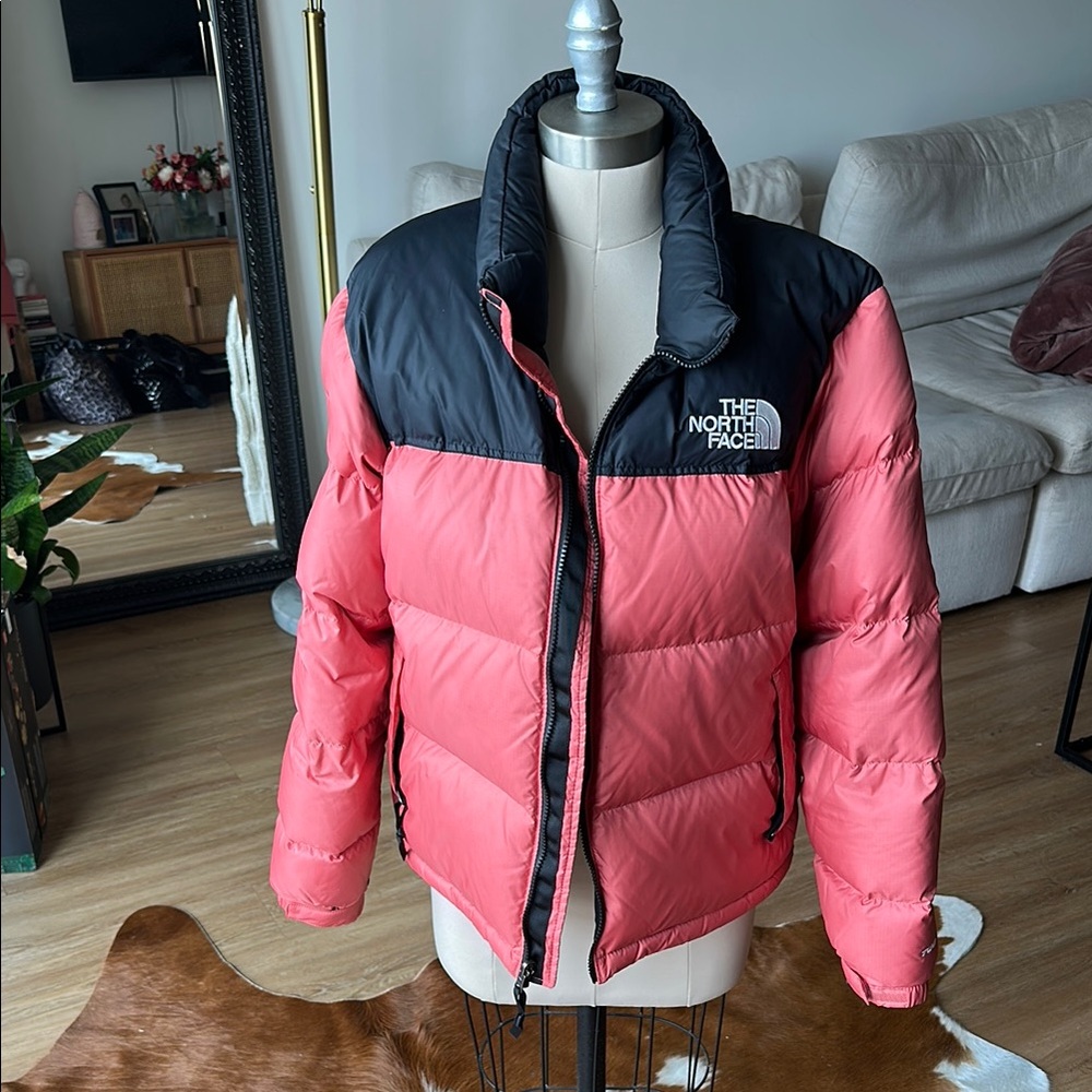 The North Face Women's Pink and Black Puffer Jacket